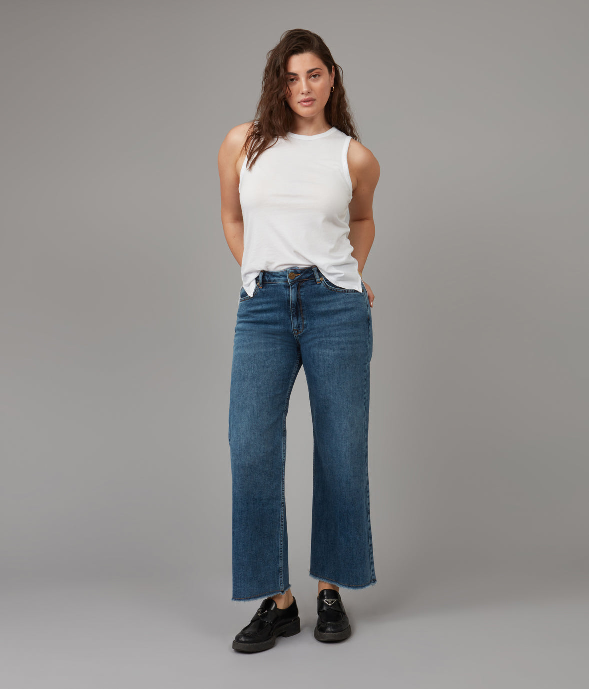 MILAN-DIS Ultra High Rise Wide Leg Jeans