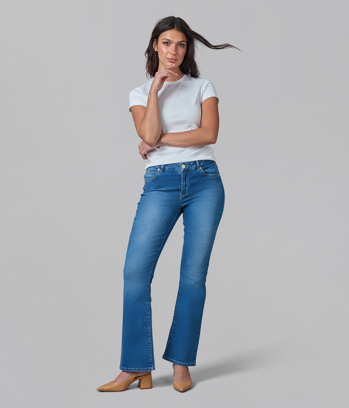 BILLIE-MDL High Rise Bootcut Jeans
