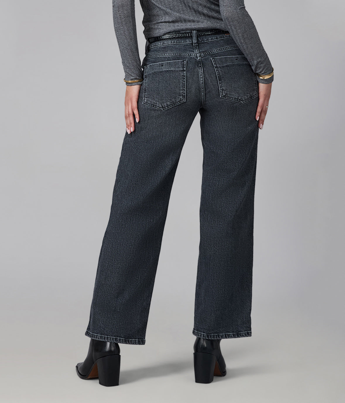 MIRO-GG Mid Rise Comfort Straight Jeans