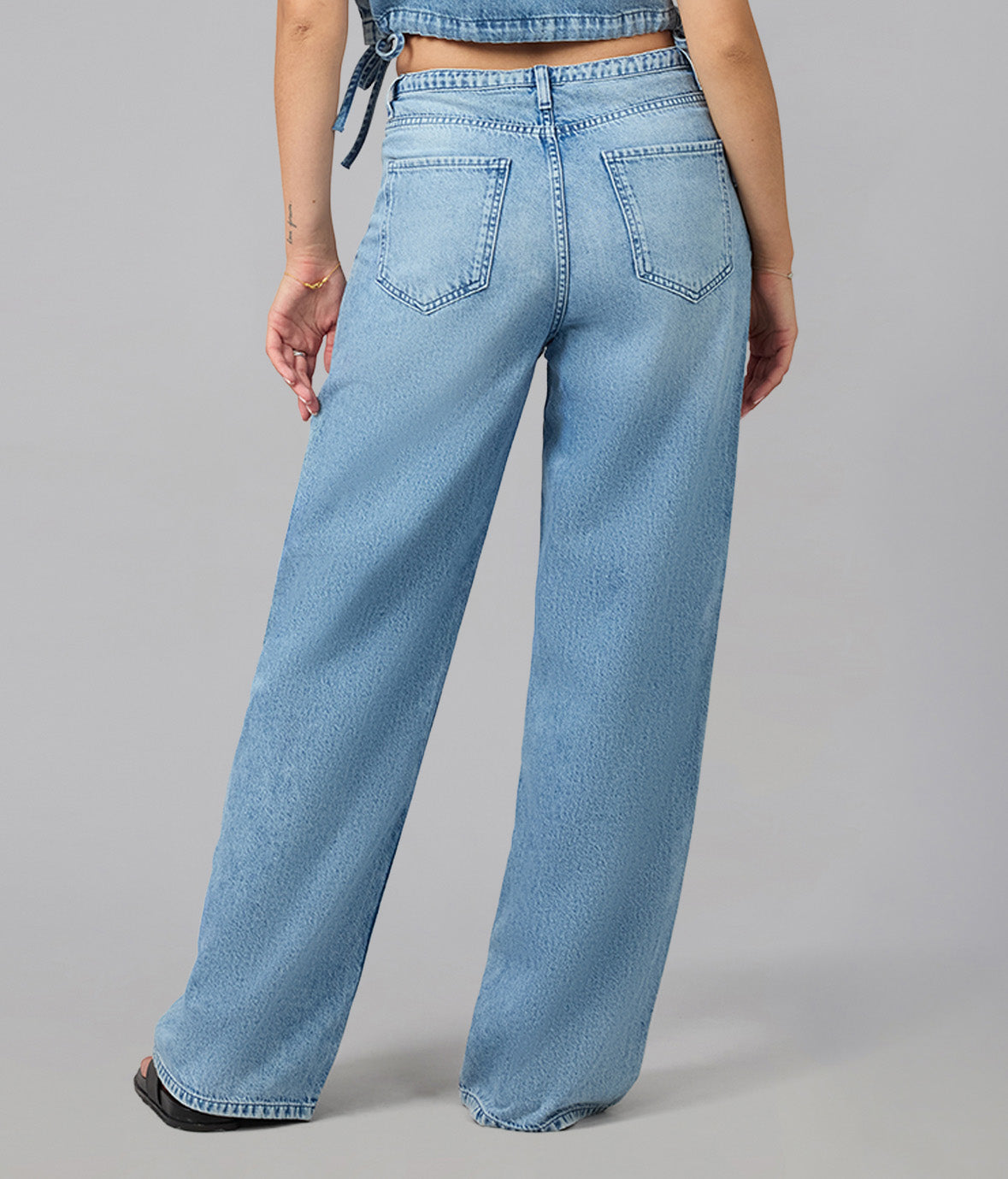 REMY-DW Mid Rise Wide Leg Trouser