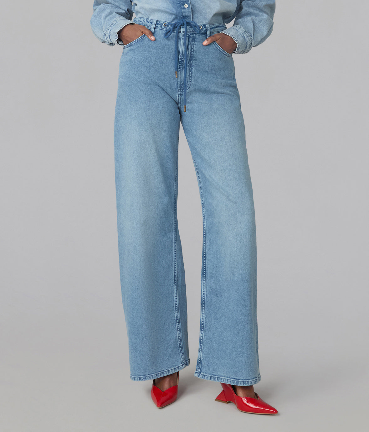 REMY-DW Mid Rise Wide Leg Trouser