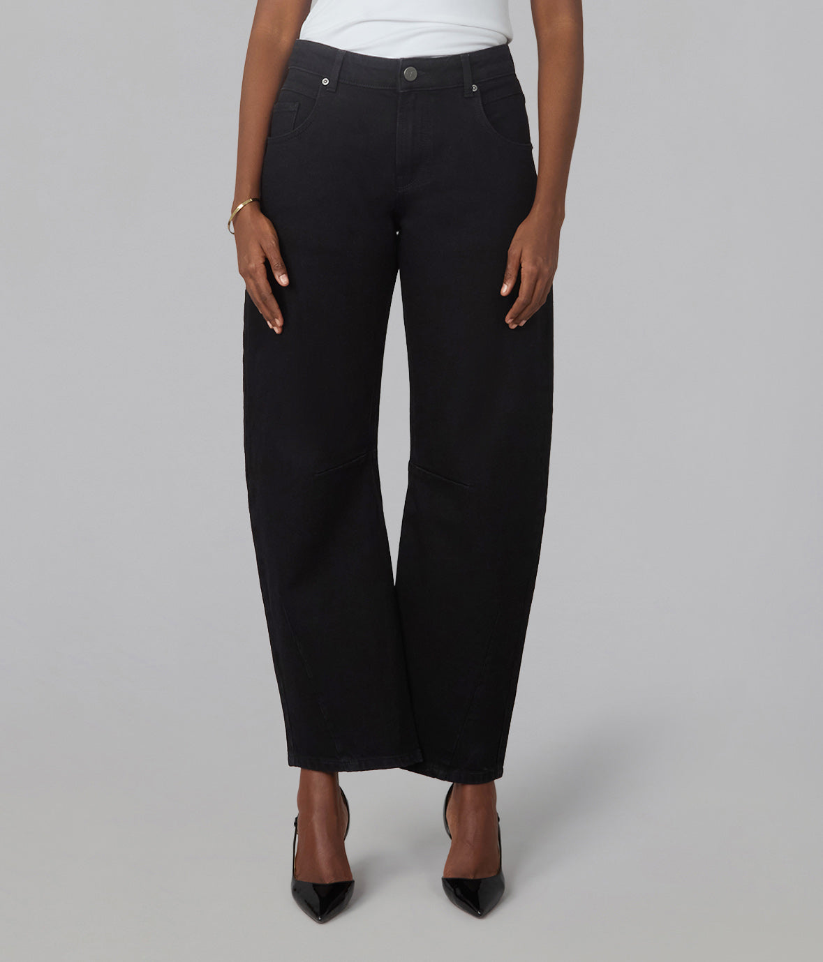 LENNOX-BLK High Rise Barrel Jeans
