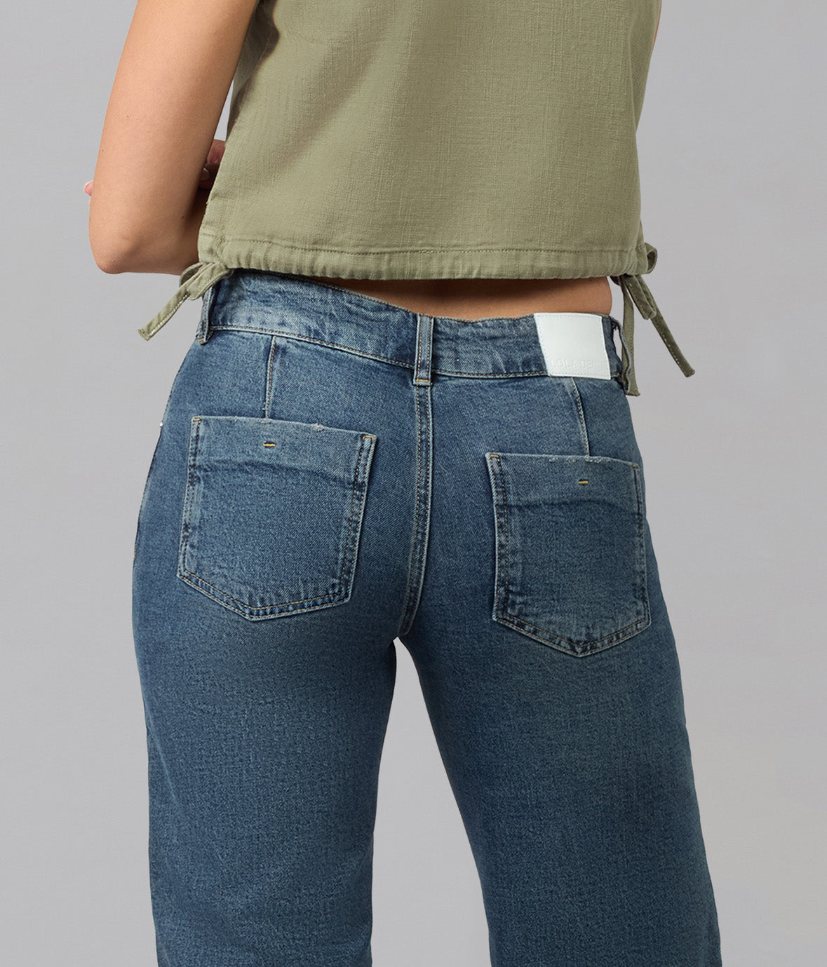 MIRO-FN Mid Rise Comfort Straight Jeans