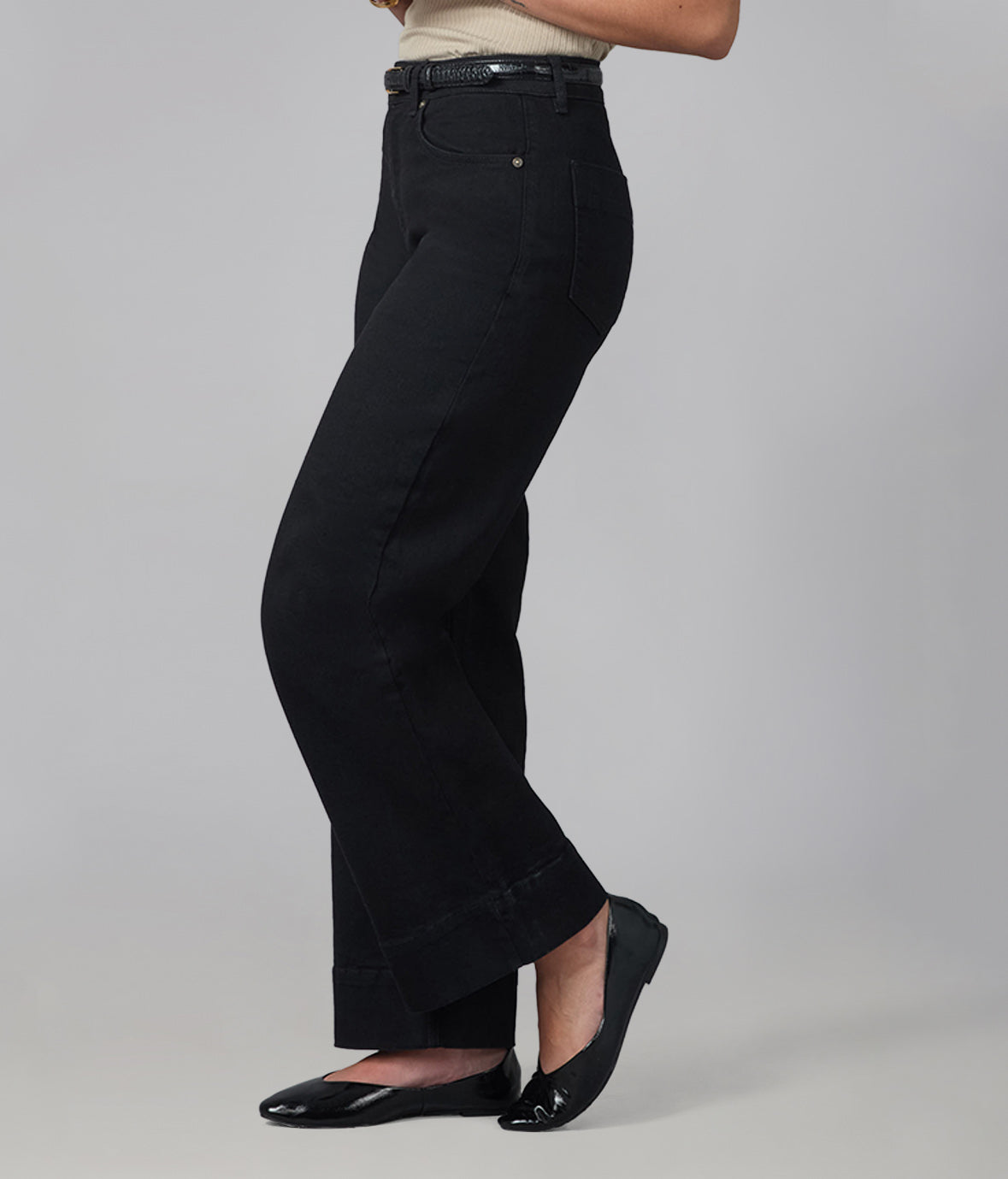 COLETTE-BLK High Rise Wide Leg Jeans 31" Inseam