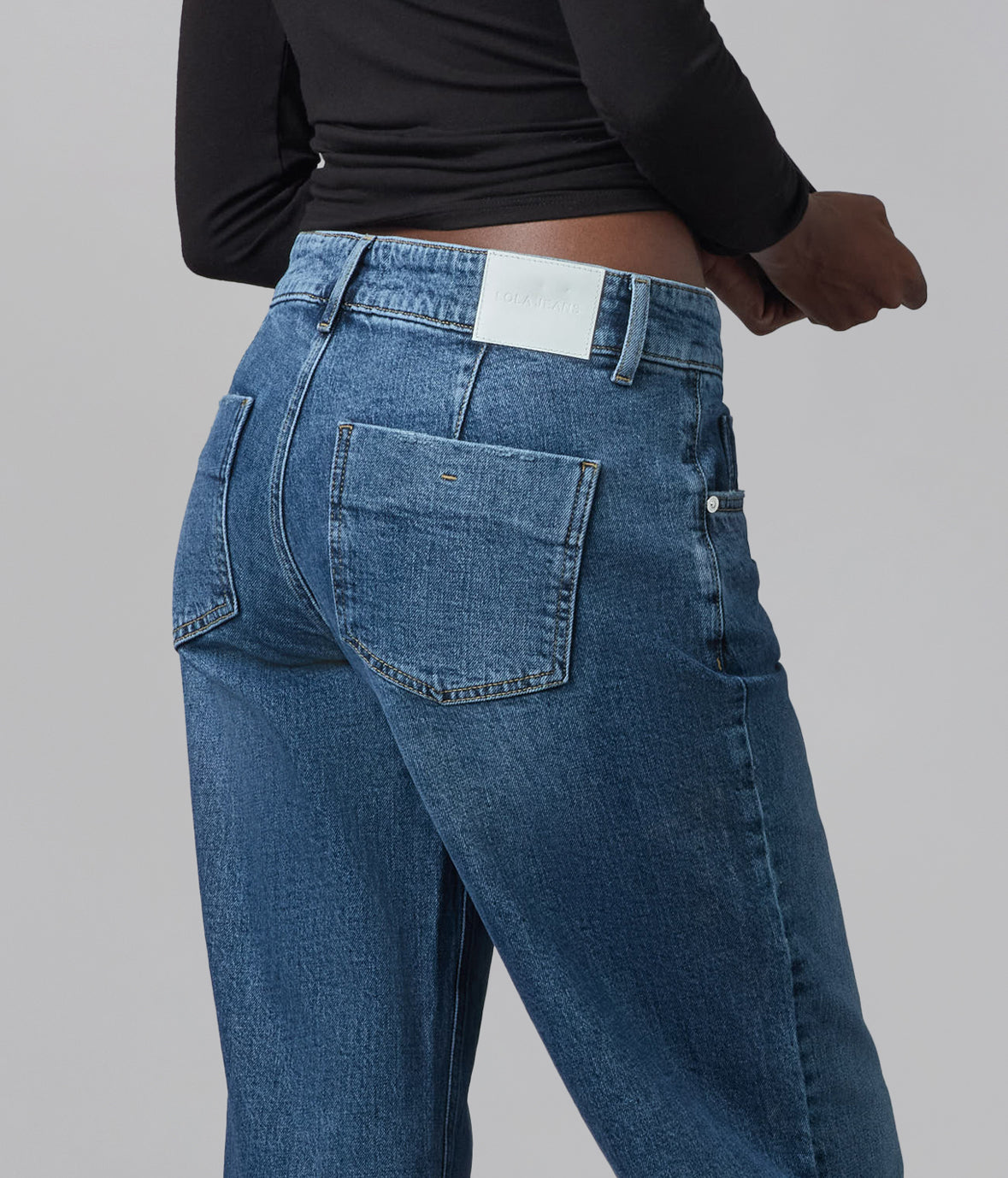 MIRO-FN Mid Rise Comfort Straight Jeans